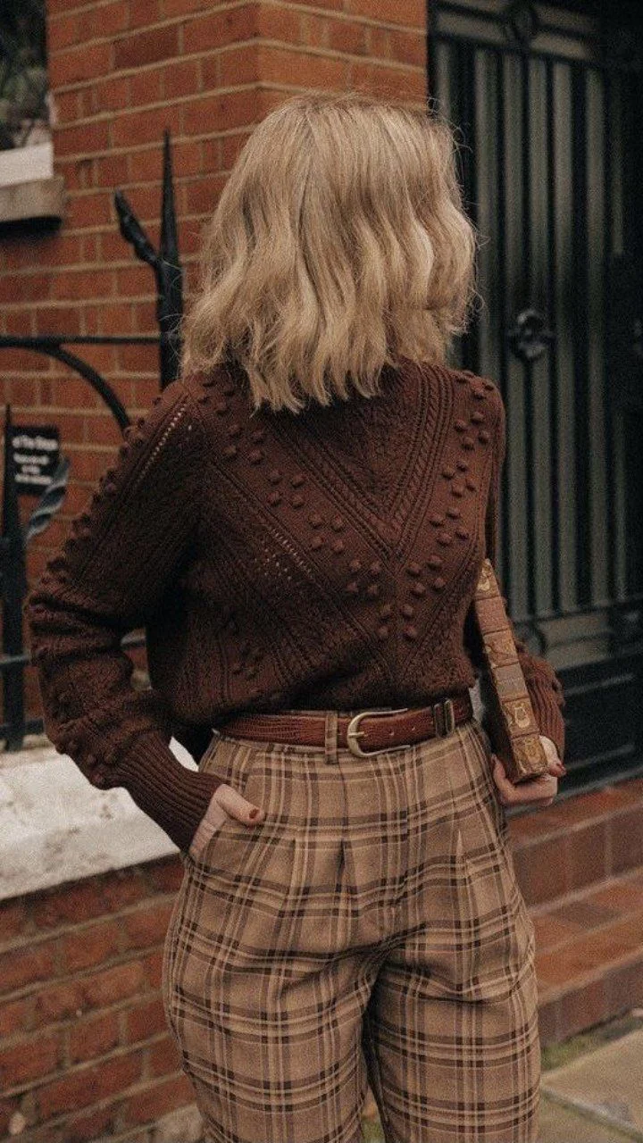 dark academia outfit