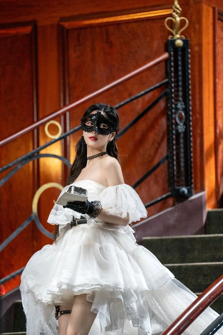 masquerade outfit ideas