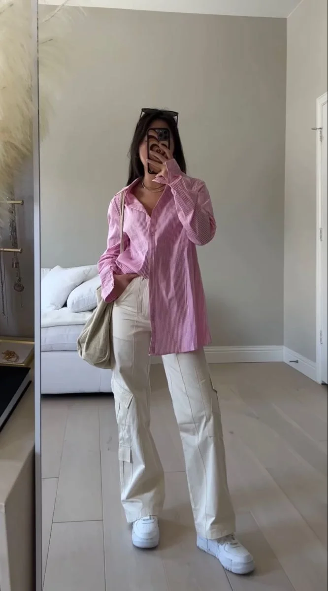 Beige pants outfit