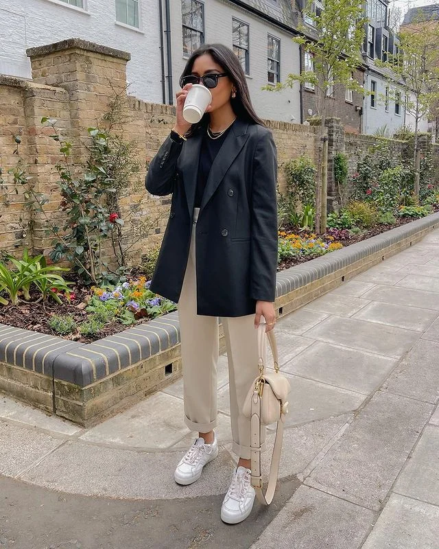 black blazer outfit