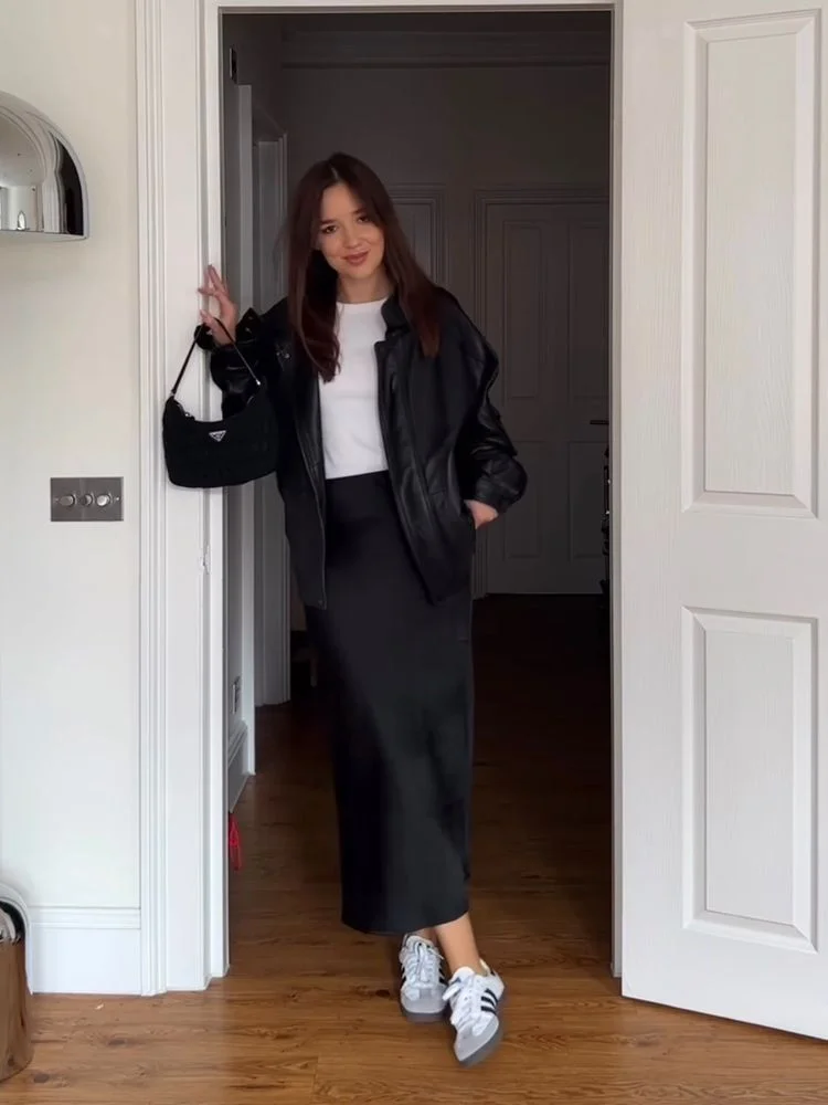 black-satin-skirt-outfit