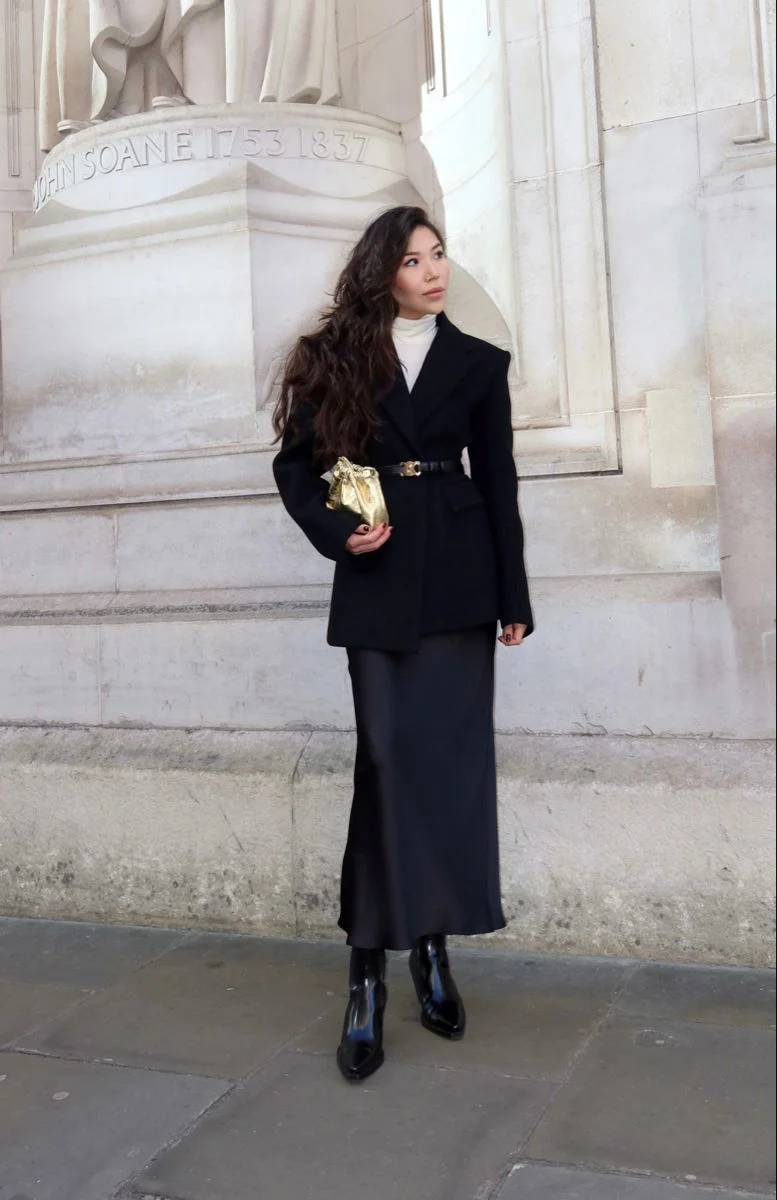 black-satin-skirt-outfit