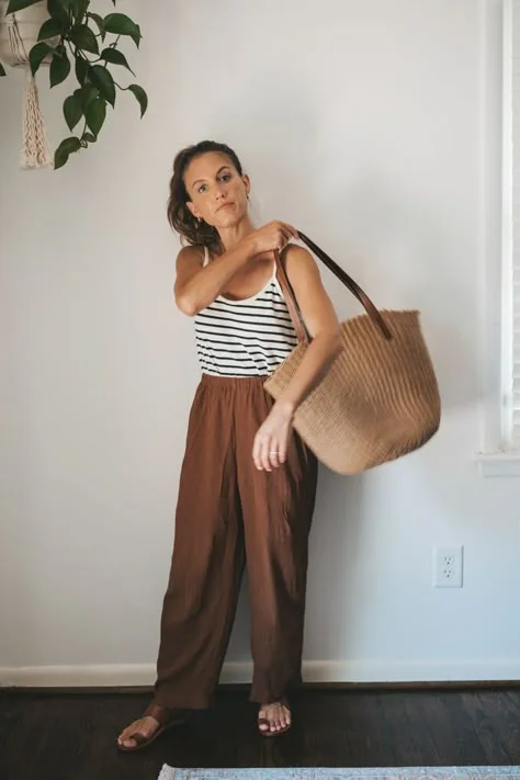 Brown linen pants outfit