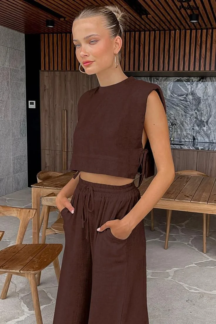 Brown linen pants outfit