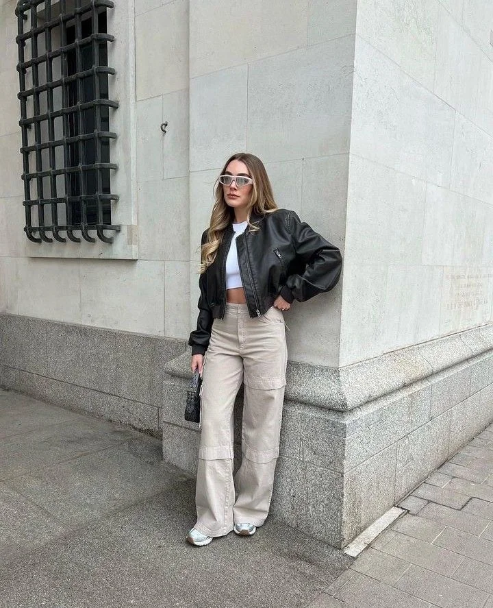 cream pants outfit
