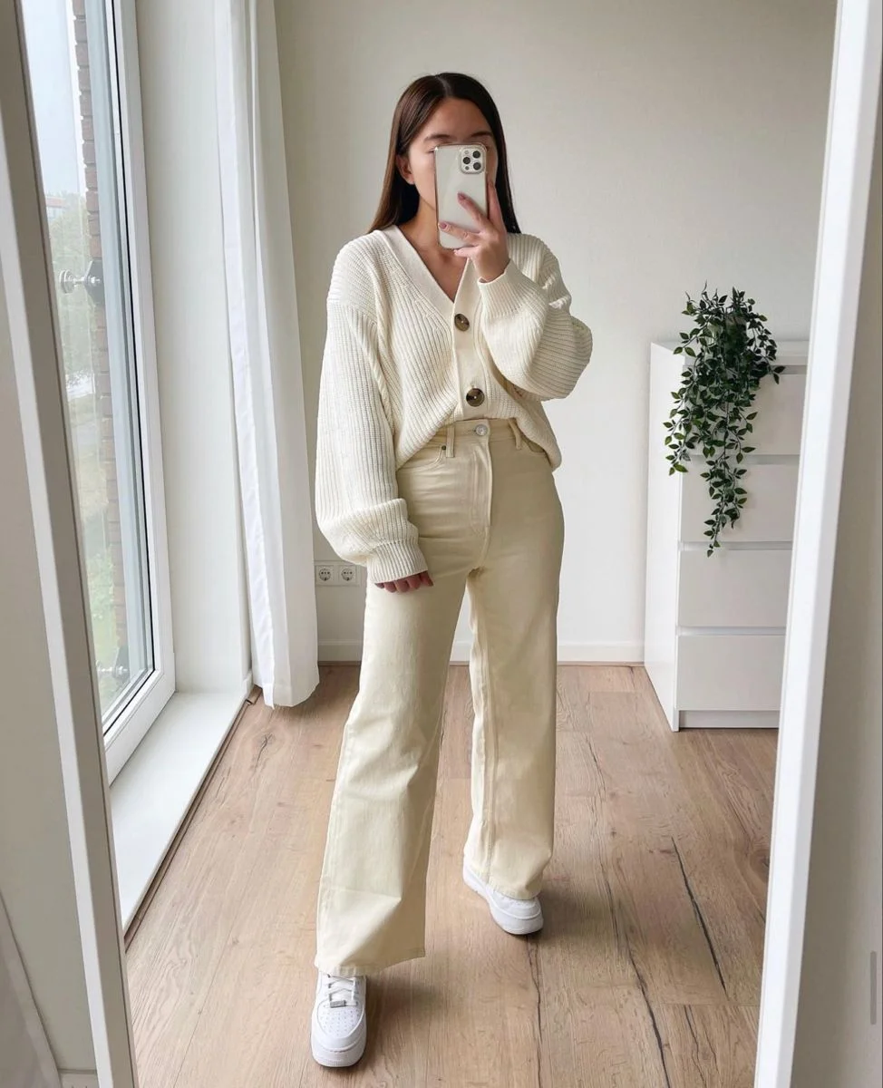 cream pants outfit