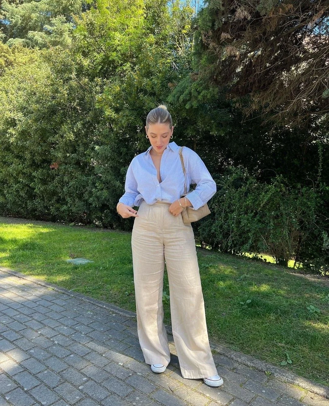 cream pants outfit