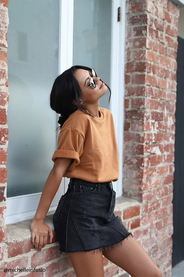 denim skirt outfit ideas