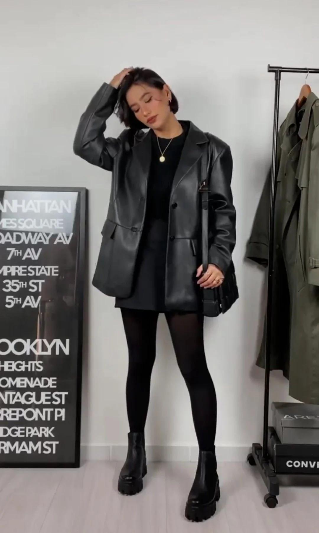 leather skirt outfit ideas