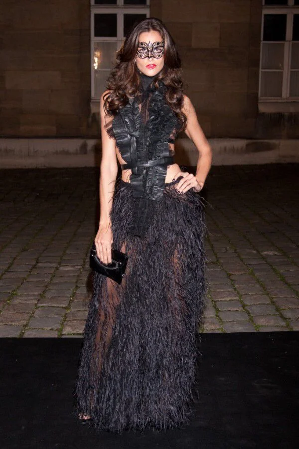 masquerade-outfit-ideas