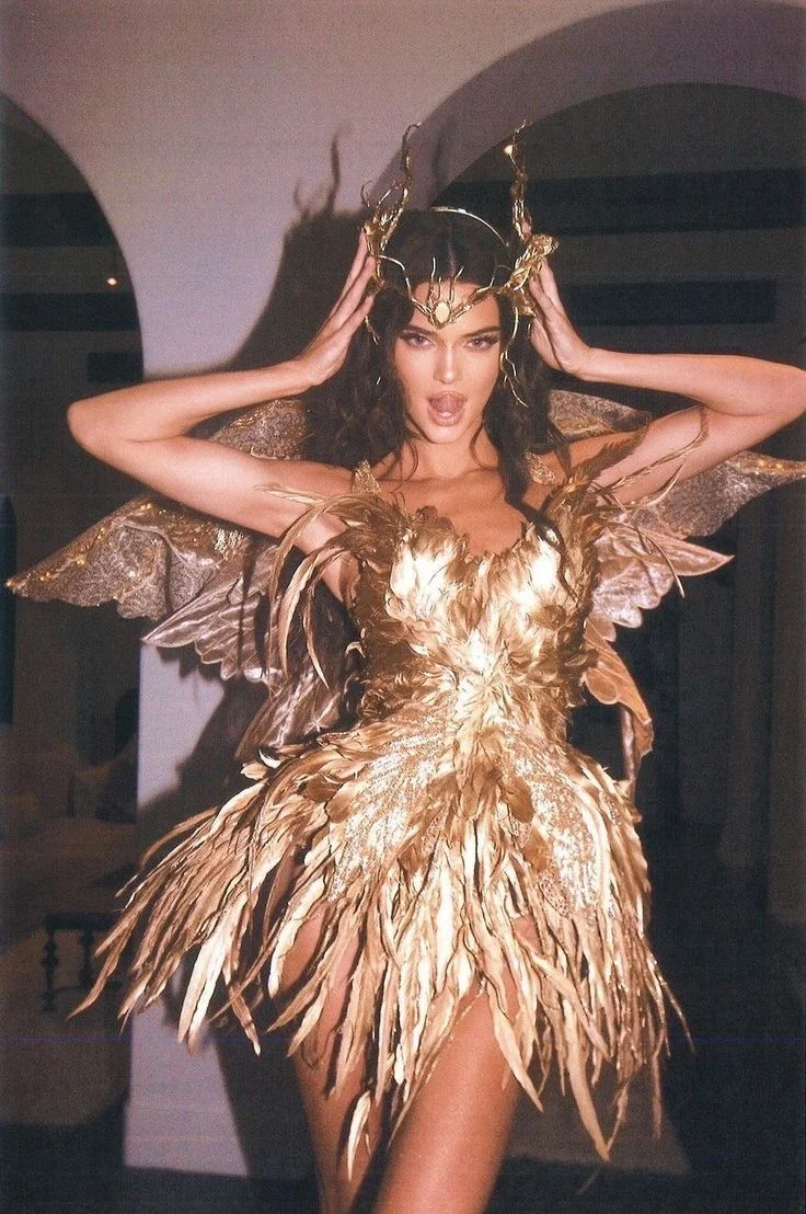 masquerade-outfit-ideas