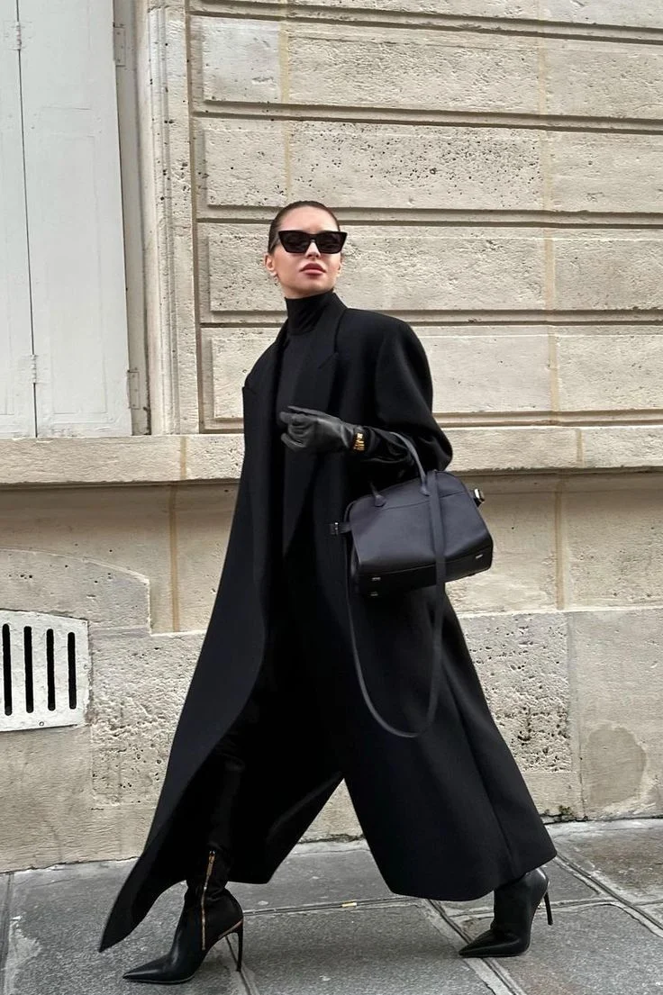 quiet luxury outfit