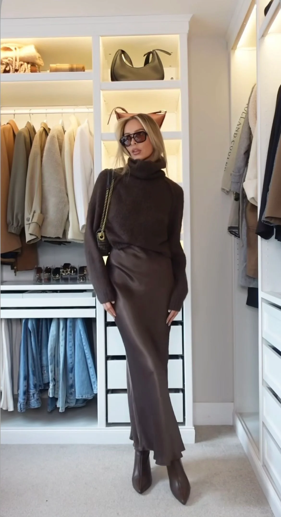 satin-skirt-outfit-ideas