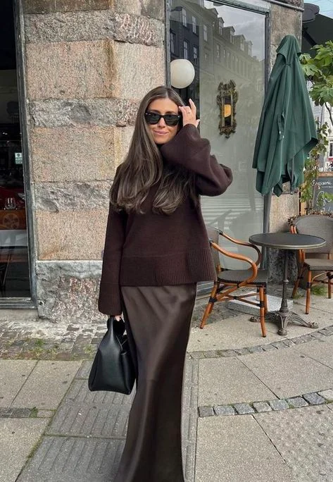 satin-skirt-outfit-ideas
