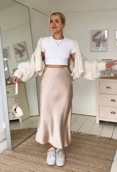 These Satin Skirt Outfit Ideas Will Instantly Elevate Your Everyday Look