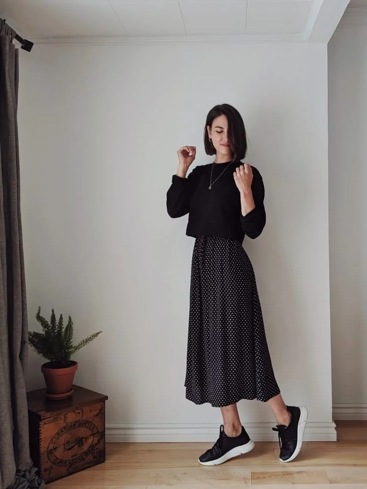 skirt with sneakers