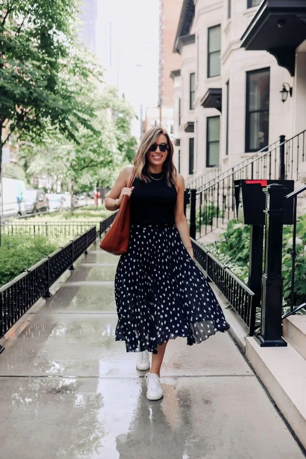 skirt with sneakers