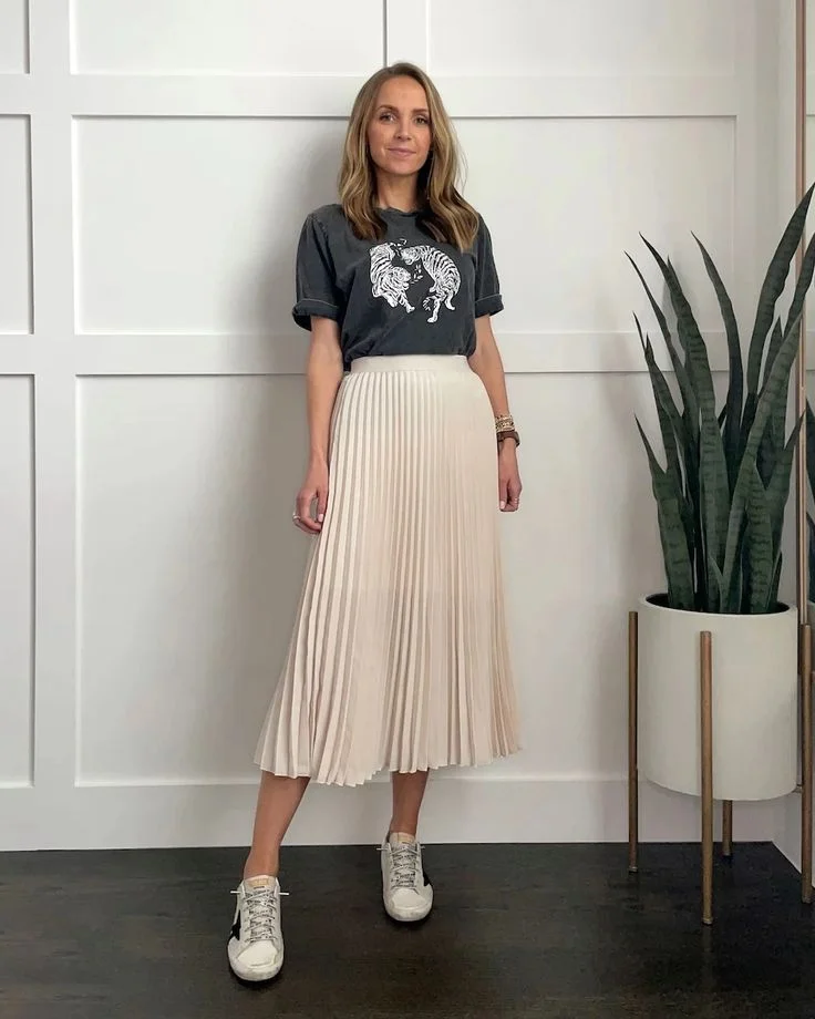 skirt with sneakers