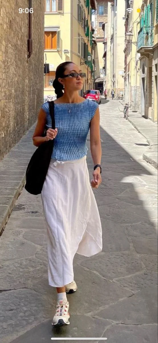 skirt with sneakers