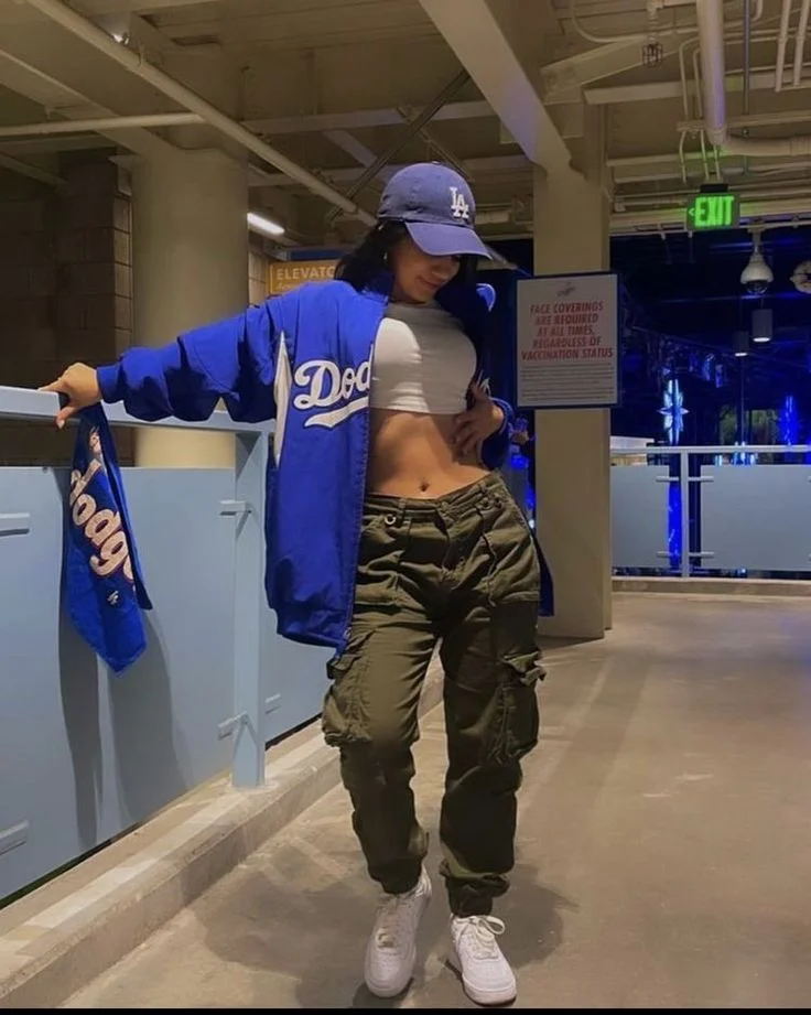 summer baseball game outfit