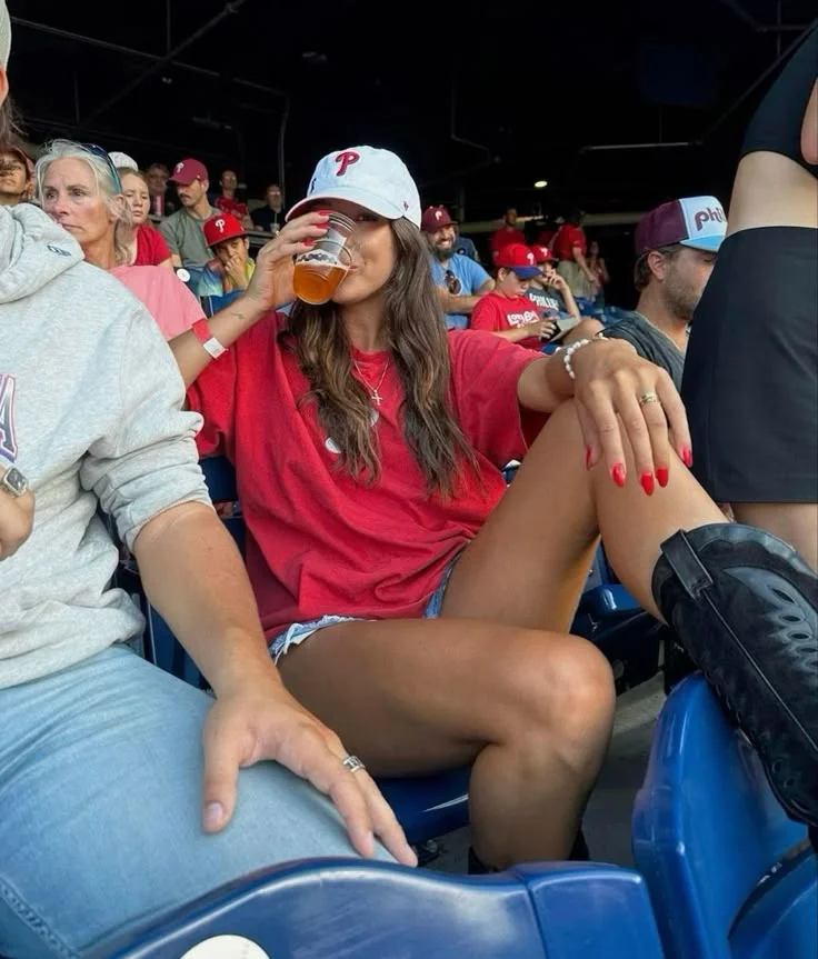 summer baseball game outfit