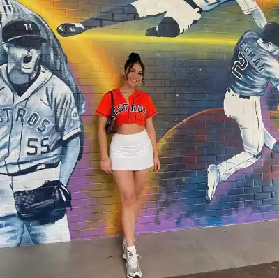 30+ Summer Baseball Game Outfits That Keep You Cool, Comfy, and Totally Stylish