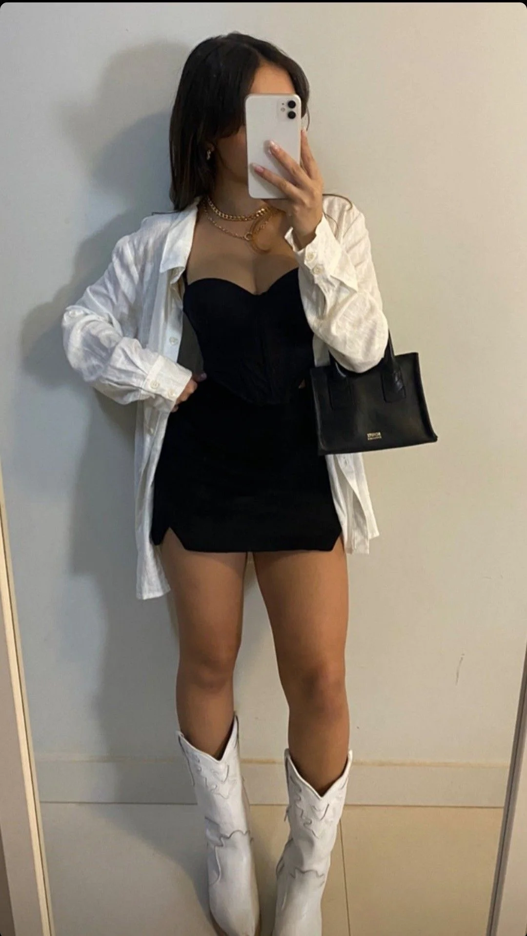 white cowgirl boots outfit