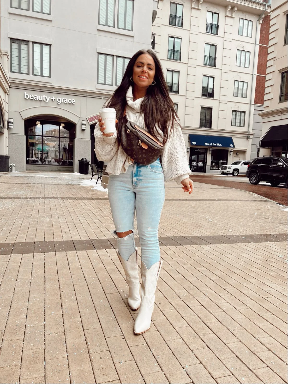 white cowgirl boots outfit