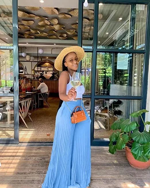 Wide leg pants outfit