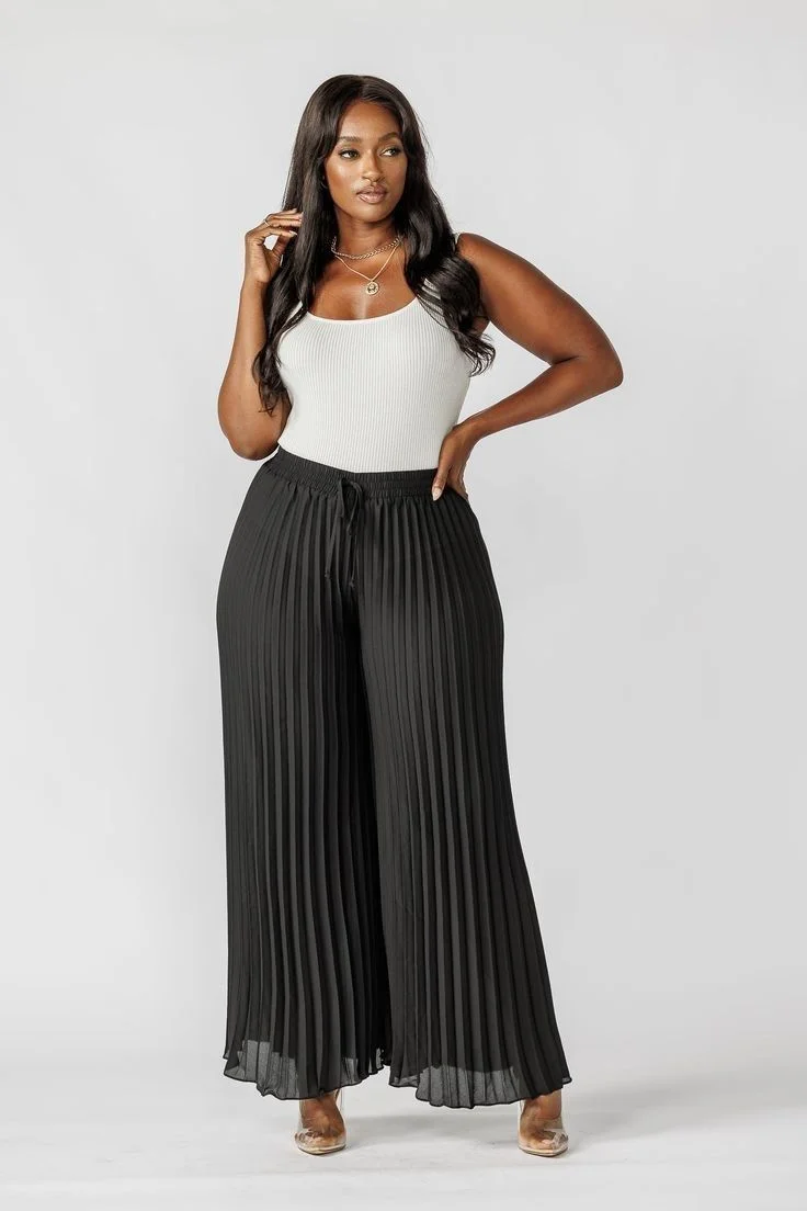 Wide leg pants outfit