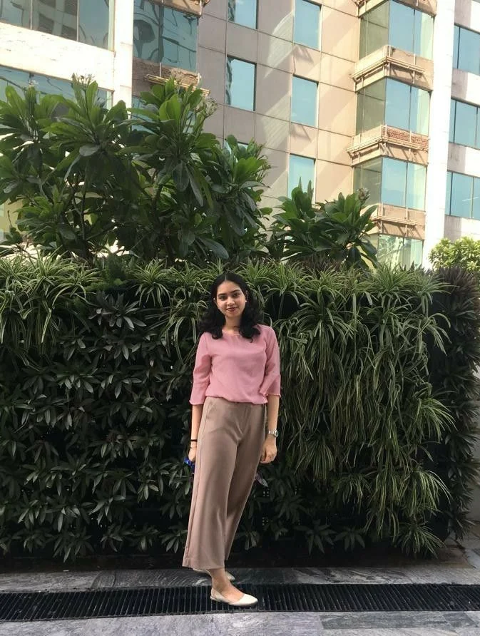 Wide leg pants outfit
