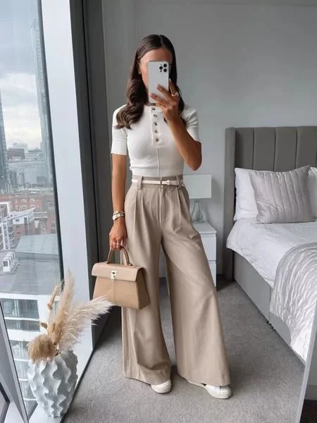 Wide leg pants outfit